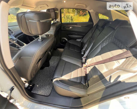 Білий Рено Talisman, об'ємом двигуна 1.5 л та пробігом 112 тис. км за 16900 $, фото 12 на Automoto.ua