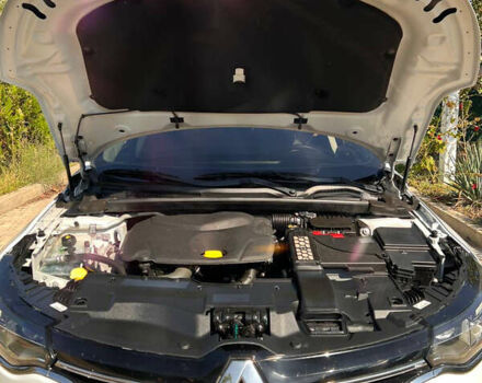 Білий Рено Talisman, об'ємом двигуна 1.5 л та пробігом 112 тис. км за 16900 $, фото 26 на Automoto.ua