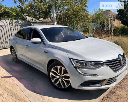 Білий Рено Talisman, об'ємом двигуна 1.5 л та пробігом 112 тис. км за 16900 $, фото 4 на Automoto.ua