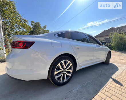 Білий Рено Talisman, об'ємом двигуна 1.5 л та пробігом 112 тис. км за 16900 $, фото 8 на Automoto.ua