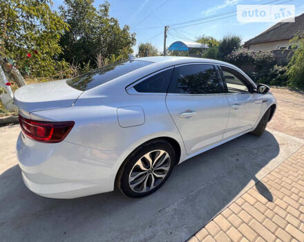 Білий Рено Talisman, об'ємом двигуна 1.5 л та пробігом 112 тис. км за 16900 $, фото 9 на Automoto.ua