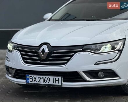 Білий Рено Talisman, об'ємом двигуна 1.5 л та пробігом 245 тис. км за 12999 $, фото 6 на Automoto.ua