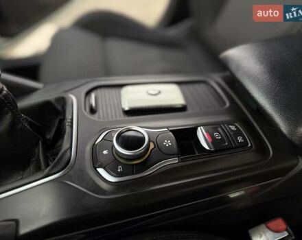 Білий Рено Talisman, об'ємом двигуна 1.5 л та пробігом 245 тис. км за 12999 $, фото 30 на Automoto.ua