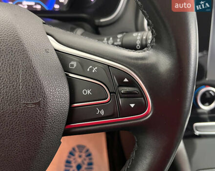 Білий Рено Talisman, об'ємом двигуна 1.6 л та пробігом 188 тис. км за 14950 $, фото 16 на Automoto.ua