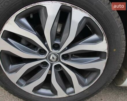 Білий Рено Talisman, об'ємом двигуна 1.6 л та пробігом 175 тис. км за 16950 $, фото 8 на Automoto.ua