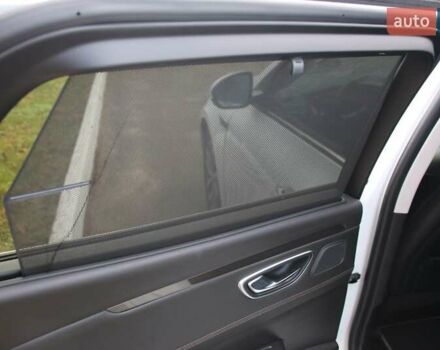 Білий Рено Talisman, об'ємом двигуна 1.6 л та пробігом 175 тис. км за 16950 $, фото 33 на Automoto.ua