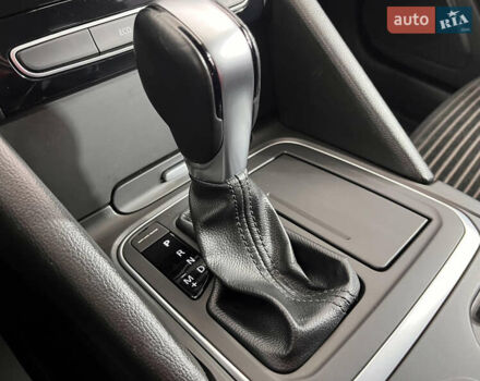 Білий Рено Talisman, об'ємом двигуна 1.6 л та пробігом 188 тис. км за 14950 $, фото 21 на Automoto.ua