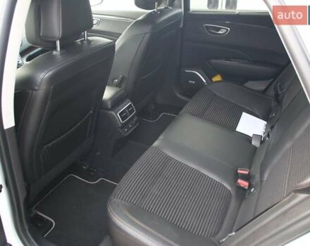 Білий Рено Talisman, об'ємом двигуна 1.6 л та пробігом 175 тис. км за 16950 $, фото 29 на Automoto.ua