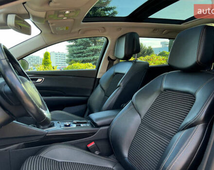 Белый Рено Talisman, объемом двигателя 1.6 л и пробегом 178 тыс. км за 16999 $, фото 12 на Automoto.ua