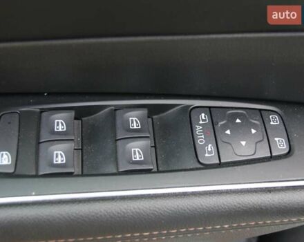 Білий Рено Talisman, об'ємом двигуна 1.6 л та пробігом 175 тис. км за 16950 $, фото 45 на Automoto.ua