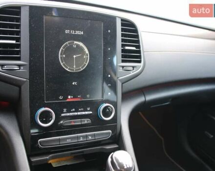 Білий Рено Talisman, об'ємом двигуна 1.6 л та пробігом 175 тис. км за 16950 $, фото 41 на Automoto.ua