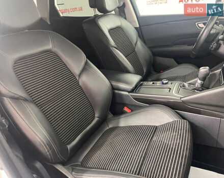 Білий Рено Talisman, об'ємом двигуна 1.6 л та пробігом 188 тис. км за 14950 $, фото 7 на Automoto.ua