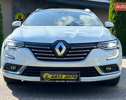 Белый Рено Talisman, объемом двигателя 1.6 л и пробегом 178 тыс. км за 16999 $, фото 1 на Automoto.ua