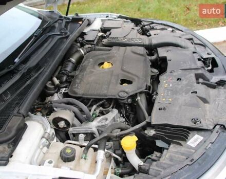 Білий Рено Talisman, об'ємом двигуна 1.6 л та пробігом 175 тис. км за 16950 $, фото 17 на Automoto.ua