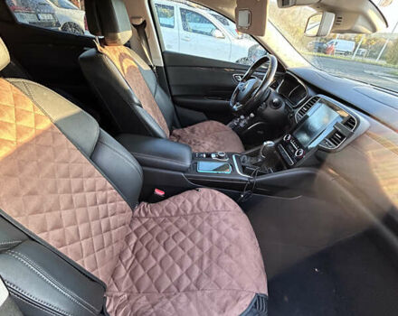 Белый Рено Talisman, объемом двигателя 2 л и пробегом 211 тыс. км за 20000 $, фото 11 на Automoto.ua