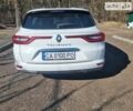 Білий Рено Talisman, об'ємом двигуна 2 л та пробігом 109 тис. км за 22300 $, фото 74 на Automoto.ua