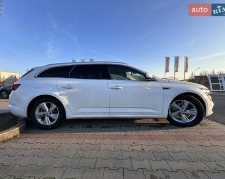 Белый Рено Talisman, объемом двигателя 2 л и пробегом 211 тыс. км за 20000 $, фото 6 на Automoto.ua