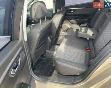 Бежевый Рено Talisman, объемом двигателя 1.5 л и пробегом 280 тыс. км за 13000 $, фото 5 на Automoto.ua