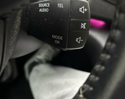 Черный Рено Talisman, объемом двигателя 1.6 л и пробегом 250 тыс. км за 12500 $, фото 98 на Automoto.ua