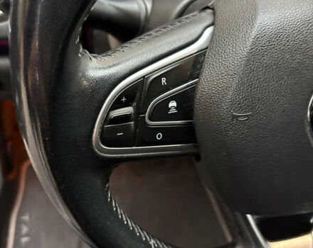 Черный Рено Talisman, объемом двигателя 1.6 л и пробегом 250 тыс. км за 12500 $, фото 28 на Automoto.ua