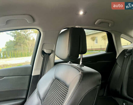 Черный Рено Talisman, объемом двигателя 1.6 л и пробегом 290 тыс. км за 15500 $, фото 45 на Automoto.ua