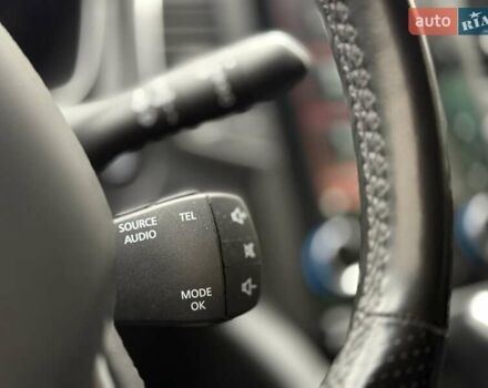 Чорний Рено Talisman, об'ємом двигуна 1.8 л та пробігом 105 тис. км за 16900 $, фото 37 на Automoto.ua