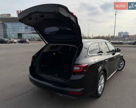 Черный Рено Talisman, объемом двигателя 1.6 л и пробегом 225 тыс. км за 12800 $, фото 28 на Automoto.ua