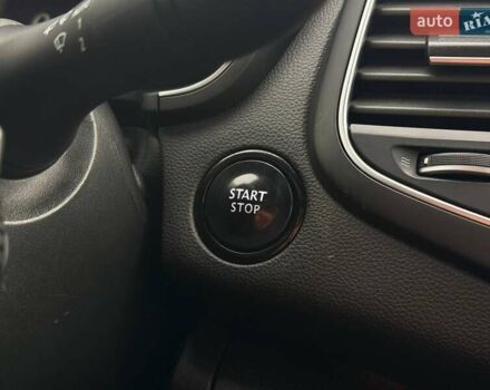 Черный Рено Talisman, объемом двигателя 1.6 л и пробегом 225 тыс. км за 12800 $, фото 67 на Automoto.ua