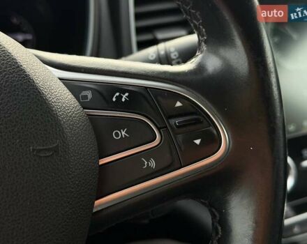 Черный Рено Talisman, объемом двигателя 1.6 л и пробегом 225 тыс. км за 12800 $, фото 50 на Automoto.ua