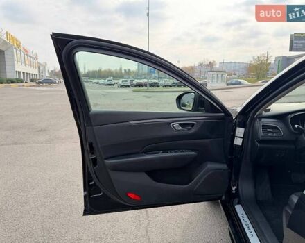 Черный Рено Talisman, объемом двигателя 1.6 л и пробегом 225 тыс. км за 12800 $, фото 34 на Automoto.ua