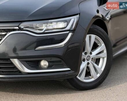 Черный Рено Talisman, объемом двигателя 1.6 л и пробегом 225 тыс. км за 12800 $, фото 4 на Automoto.ua