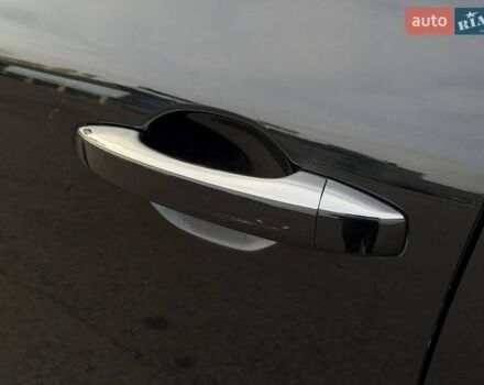 Черный Рено Talisman, объемом двигателя 1.6 л и пробегом 225 тыс. км за 12800 $, фото 31 на Automoto.ua