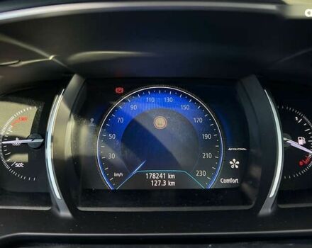 Рено Talisman, объемом двигателя 1.6 л и пробегом 178 тыс. км за 17200 $, фото 14 на Automoto.ua