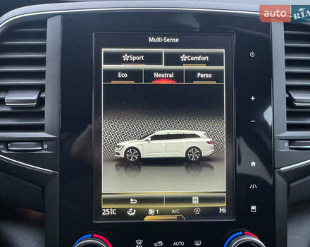 Рено Talisman, объемом двигателя 1.6 л и пробегом 174 тыс. км за 15600 $, фото 11 на Automoto.ua