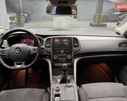 Серый Рено Talisman, объемом двигателя 1.46 л и пробегом 204 тыс. км за 13100 $, фото 10 на Automoto.ua