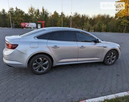 Сірий Рено Talisman, об'ємом двигуна 1.5 л та пробігом 155 тис. км за 15000 $, фото 11 на Automoto.ua