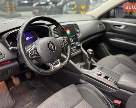 Серый Рено Talisman, объемом двигателя 1.46 л и пробегом 204 тыс. км за 13100 $, фото 7 на Automoto.ua