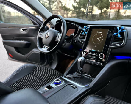 Сірий Рено Talisman, об'ємом двигуна 1.6 л та пробігом 110 тис. км за 15500 $, фото 17 на Automoto.ua