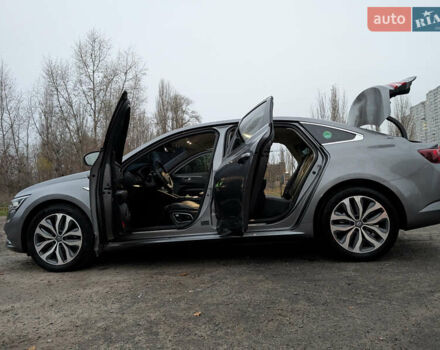 Серый Рено Talisman, объемом двигателя 1.5 л и пробегом 125 тыс. км за 13500 $, фото 35 на Automoto.ua