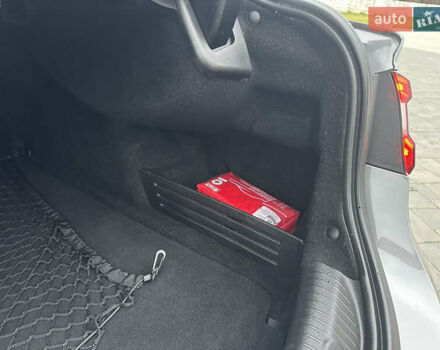 Серый Рено Talisman, объемом двигателя 1.6 л и пробегом 192 тыс. км за 16999 $, фото 36 на Automoto.ua