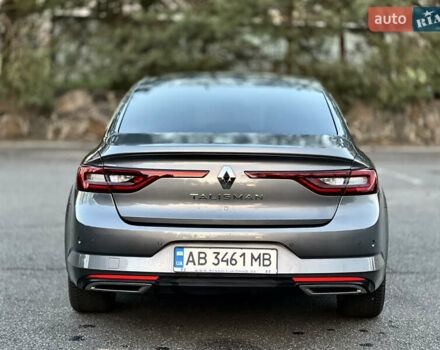 Серый Рено Talisman, объемом двигателя 1.6 л и пробегом 112 тыс. км за 15300 $, фото 2 на Automoto.ua