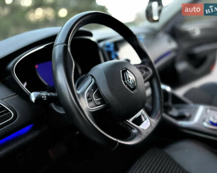 Сірий Рено Talisman, об'ємом двигуна 1.6 л та пробігом 110 тис. км за 15500 $, фото 26 на Automoto.ua