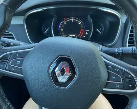 Сірий Рено Talisman, об'ємом двигуна 1.6 л та пробігом 133 тис. км за 23404 $, фото 6 на Automoto.ua