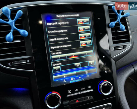 Сірий Рено Talisman, об'ємом двигуна 1.6 л та пробігом 110 тис. км за 15500 $, фото 43 на Automoto.ua