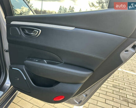 Сірий Рено Talisman, об'ємом двигуна 1.6 л та пробігом 192 тис. км за 16500 $, фото 20 на Automoto.ua