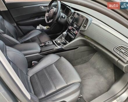 Серый Рено Talisman, объемом двигателя 1.5 л и пробегом 101 тыс. км за 16000 $, фото 5 на Automoto.ua