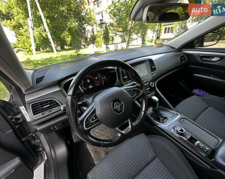 Серый Рено Talisman, объемом двигателя 1.5 л и пробегом 199 тыс. км за 13999 $, фото 12 на Automoto.ua