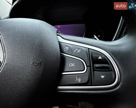 Сірий Рено Talisman, об'ємом двигуна 1.6 л та пробігом 110 тис. км за 15500 $, фото 29 на Automoto.ua