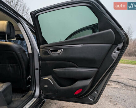 Серый Рено Talisman, объемом двигателя 1.5 л и пробегом 125 тыс. км за 13500 $, фото 31 на Automoto.ua