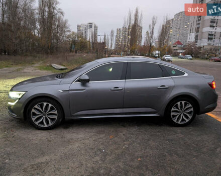 Серый Рено Talisman, объемом двигателя 1.5 л и пробегом 125 тыс. км за 13500 $, фото 3 на Automoto.ua